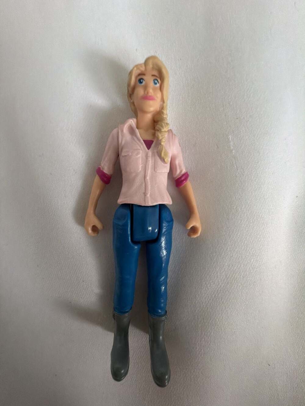 Schleich Farm World Veterinarian Practice Blonde Hair Girl Action Figure